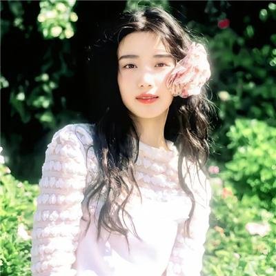 蒂拉和兰妮劫火车